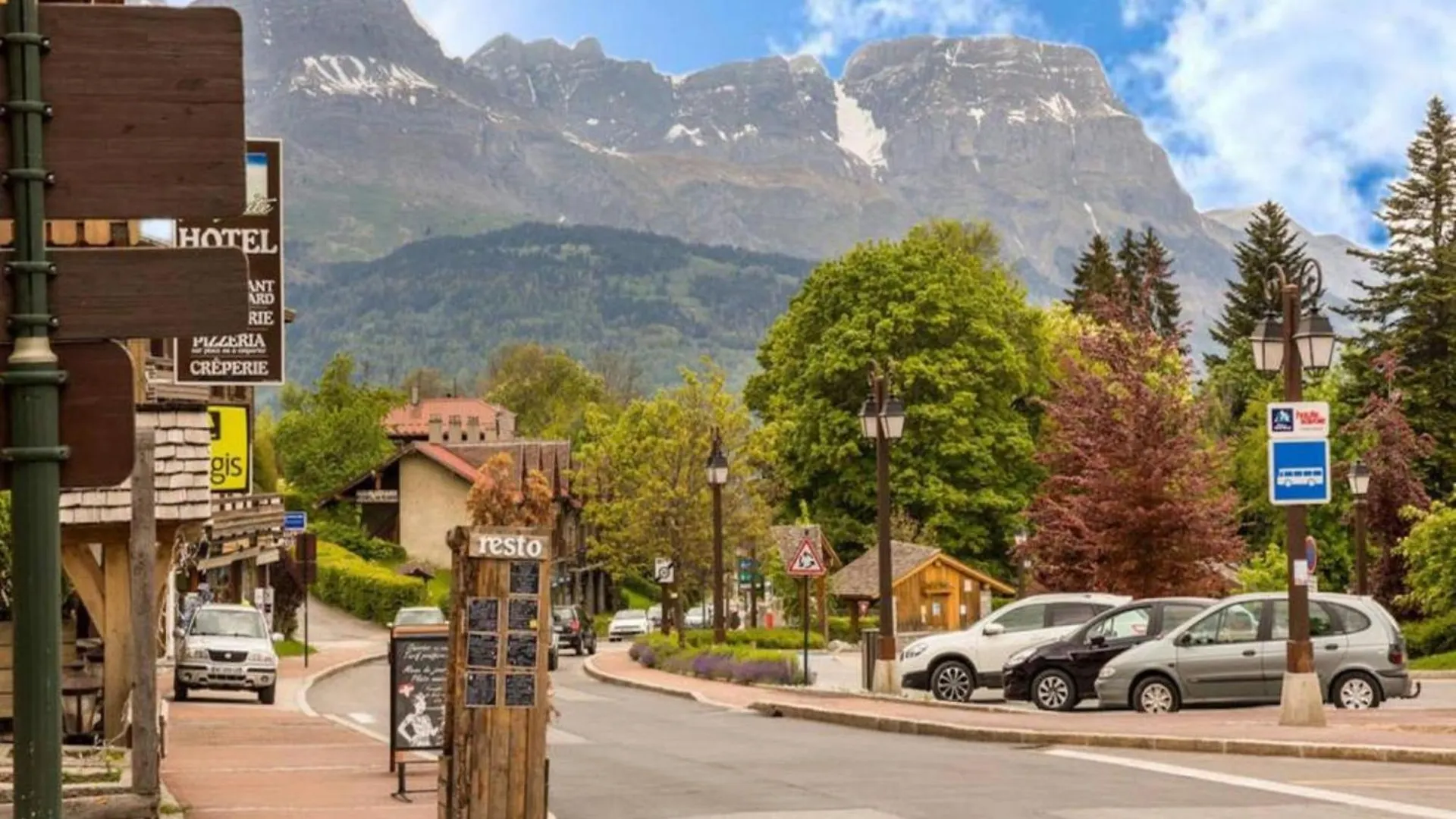 Aparthotel Les Aiguilles De Warens Combloux 3*,