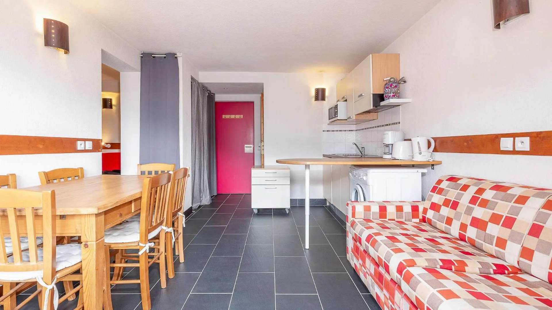Aparthotel Les Aiguilles De Warens Combloux 3*,  Francia