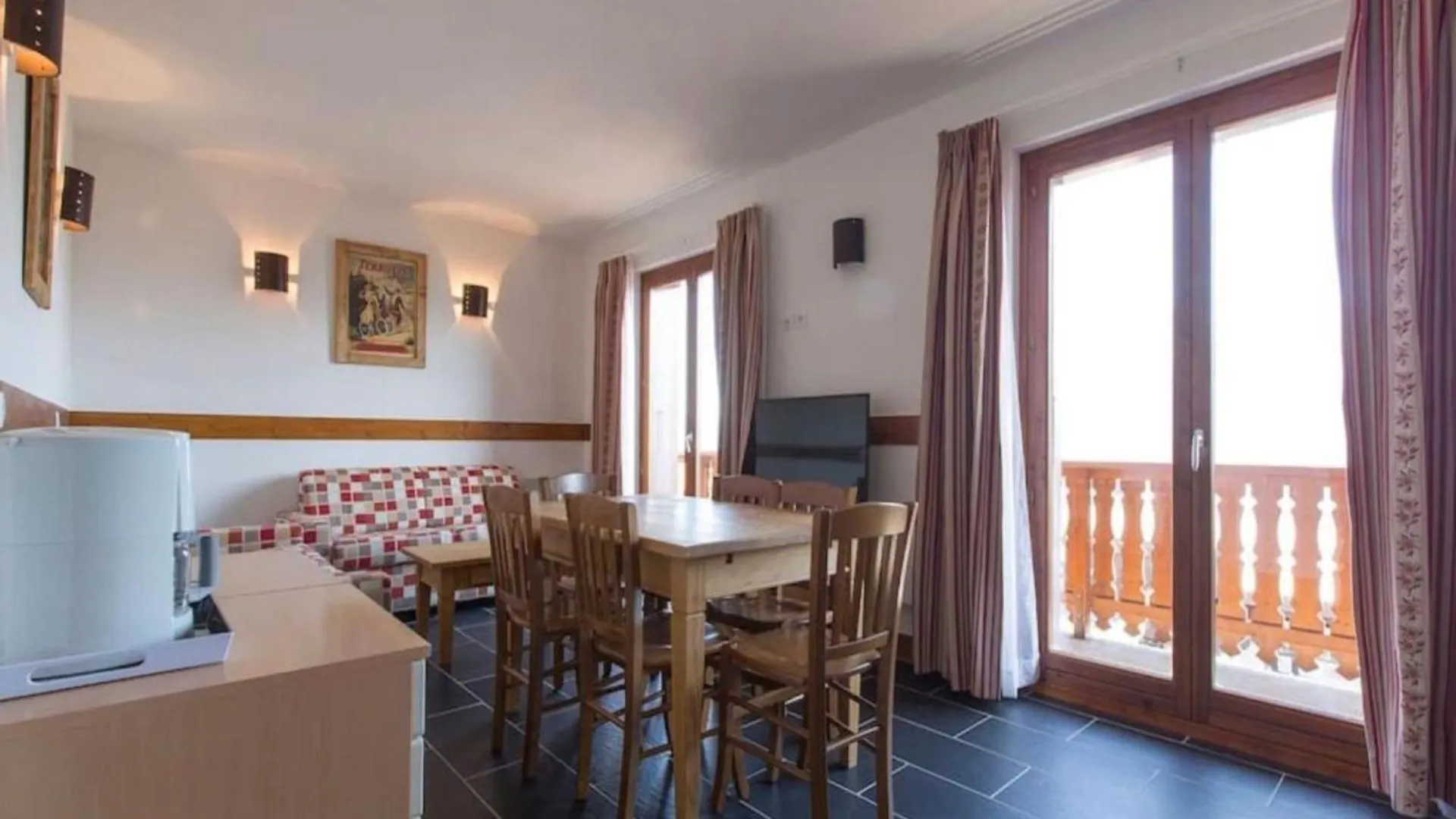 Les Aiguilles De Warens Aparthotel Combloux
