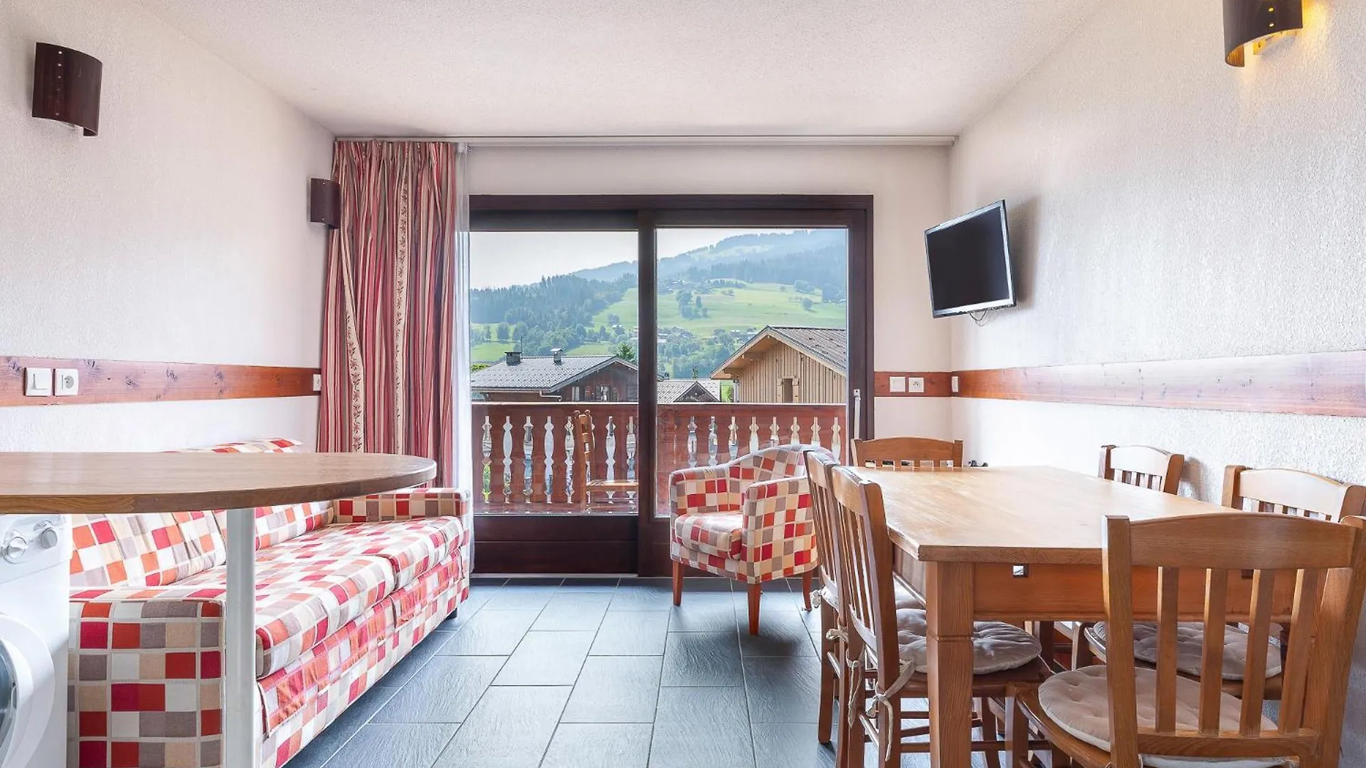 Les Aiguilles De Warens Aparthotel Combloux 3*,